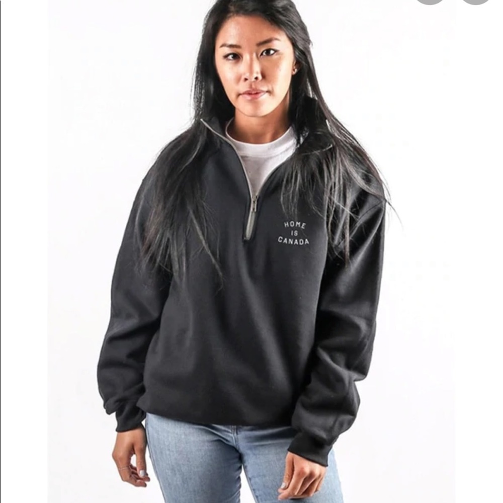 Home is Canada half zip sweatshirt Peace Collective New with Tags